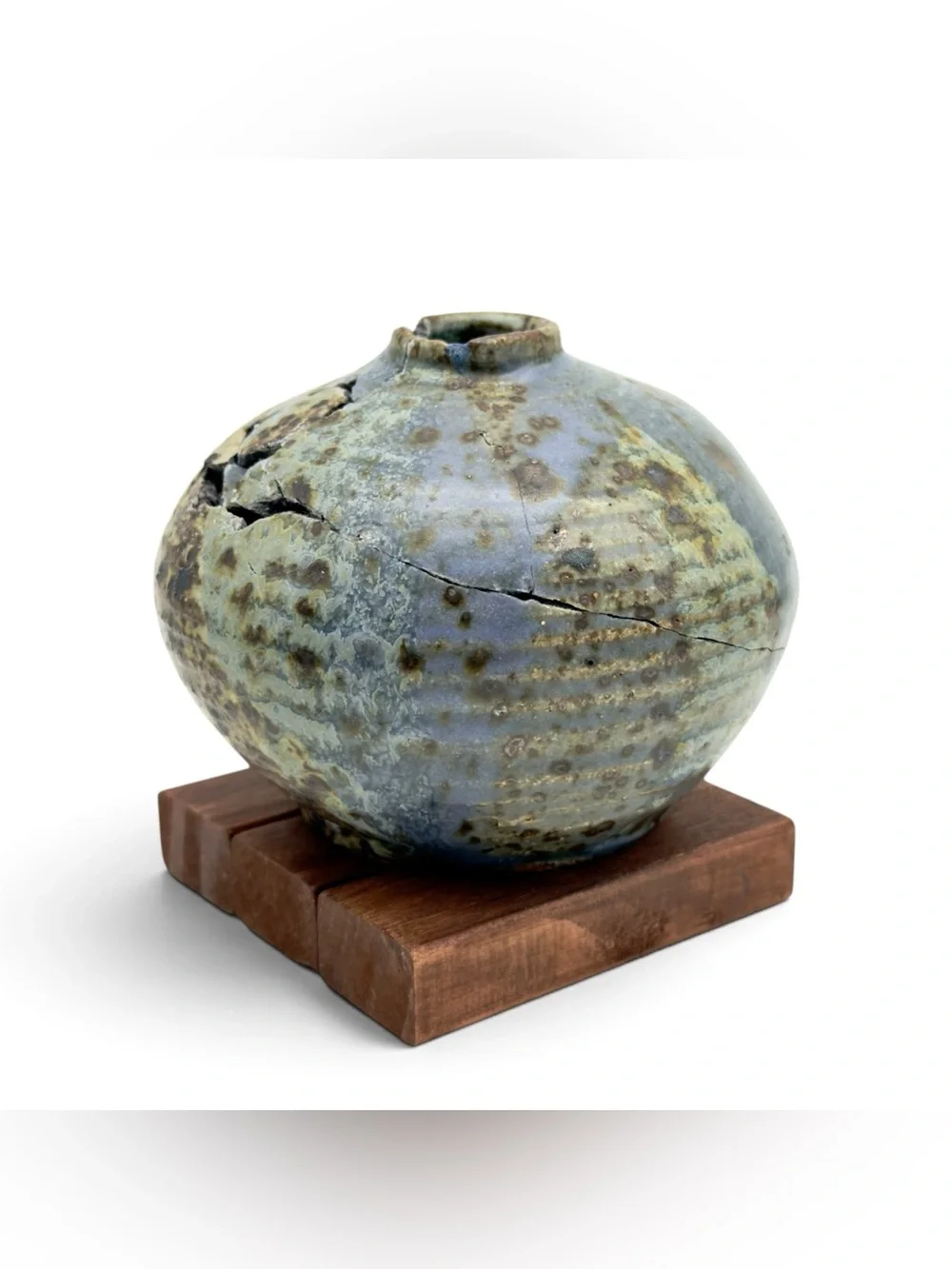 Kintsugi Vase Handmade Pottery Gold Crack Art Personal Growth Gift